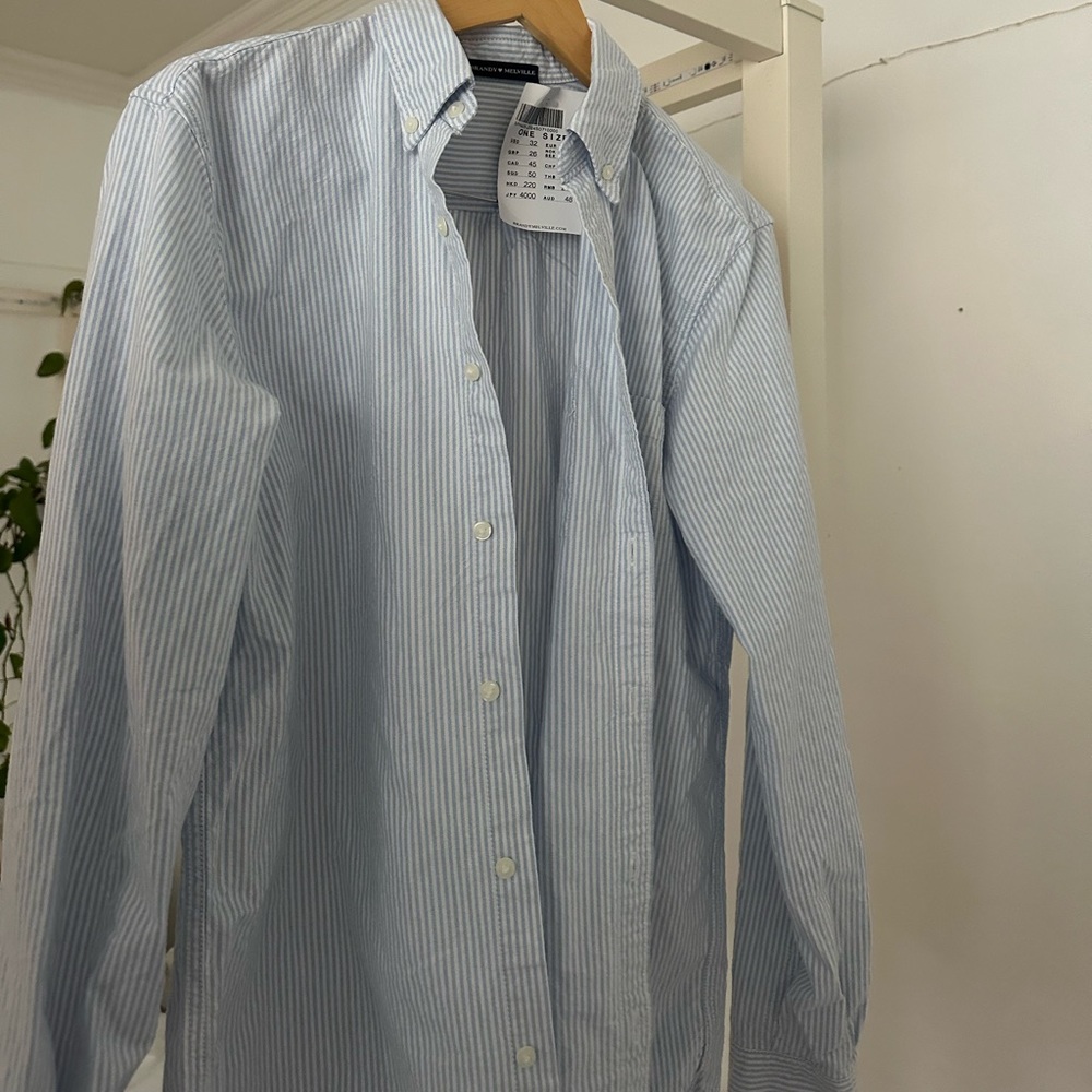 Brandy Melville beach, cover-up blouse